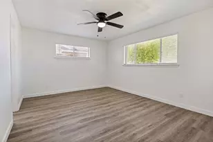 2106 Benjamin Rd, Irving, TX 75060 - Photo 13