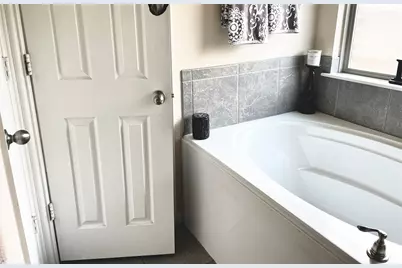 6174 Baggins Street, Fort Worth, TX 76179 - Photo 5