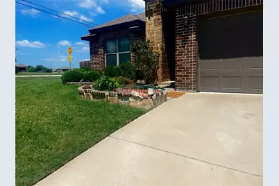6174 Baggins Street, Fort Worth, TX 76179 - Photo 3