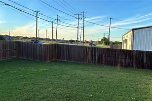 6174 Baggins St, Fort Worth, TX 76179 - Photo 9