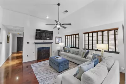 411 Red River Trail, Irving, TX 75063 - Photo 13