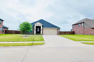 692 Avalon Dr, Waxahachie, TX 75165 - Photo 5