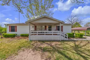 3004 State Hwy 101, Bowie, TX 76230 - Photo 21