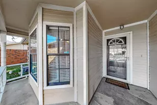 932 Freestone Dr, Arlington, TX 76017 - Photo 7