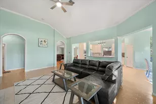 1002 Muirfield Dr, Mansfield, TX 76063 - Photo 9