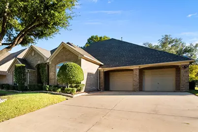 1002 Muirfield Drive, Mansfield, TX 76063 - Photo 3