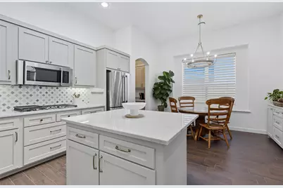 109 Diablo Drive, Burleson, TX 76028 - Photo 5