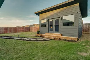 1512 Battery Pk Dr, Alvarado, TX 76009 - Photo 27