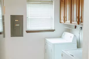 2609 Treeview Dr, Arlington, TX 76016 - Photo 13