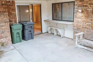 2609 Treeview Dr, Arlington, TX 76016 - Photo 9