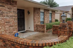 2609 Treeview Dr, Arlington, TX 76016 - Photo 3