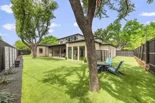 4028 Courtshire Dr, Dallas, TX 75229 - Photo 31
