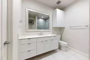 4028 Courtshire Dr, Dallas, TX 75229 - Photo 31