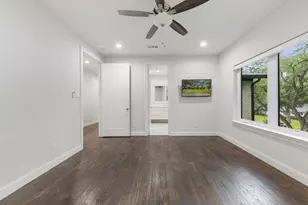 4028 Courtshire Dr, Dallas, TX 75229 - Photo 25