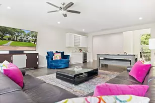 4028 Courtshire Dr, Dallas, TX 75229 - Photo 19