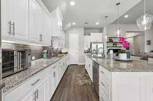 1301 Appaloosa Dr, Aubrey, TX 76227 - Photo 9