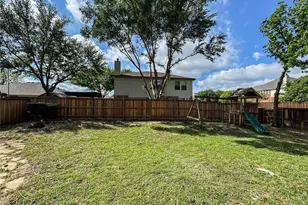 4300 Windy Meadow Dr, Corinth, TX 76208 - Photo 3