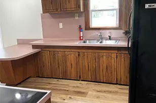 379 S Center St, Gladewater, TX 75647 - Photo 13