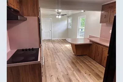 379 S Center Street, Gladewater, TX 75647 - Photo 23