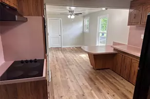 379 S Center St, Gladewater, TX 75647 - Photo 23