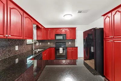 7324 Oakland Lane, North Richland Hills, TX 76180 - Photo 11