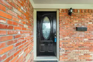 7324 Oakland Ln, North Richland Hills, TX 76180 - Photo 3