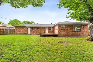 7324 Oakland Ln, North Richland Hills, TX 76180 - Photo 25