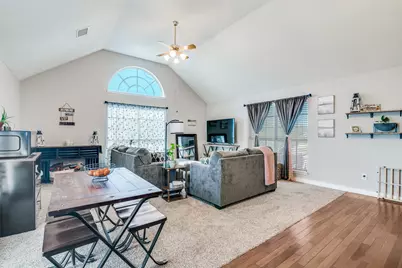 7517 Silverthorn Drive, Rowlett, TX 75089 - Photo 13