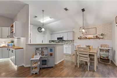 4804 Barberry Drive, Fort Worth, TX 76133 - Photo 5