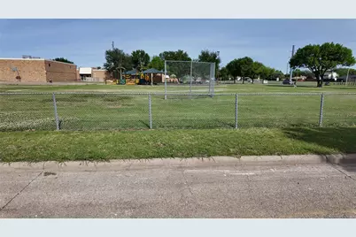 613 Palomar Lane, Richardson, TX 75081 - Photo 11