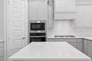 304 Spruce Brook Dr, McKinney, TX 75071 - Photo 9