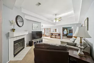 10409 Blue Stem Ct, Fort Worth, TX 76108 - Photo 3