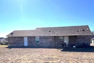 210 Hilltop Cir, Blue Ridge, TX 75424 - Photo 13