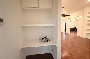 2101 Meredith Ln, Garland, TX 75042 - Photo 11