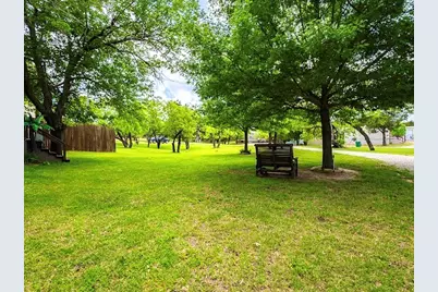 1926 Roadrunner Road, Possum Kingdom Lake, TX 76449 - Photo 33