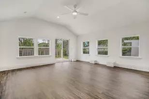 1018 W Avenue F, Garland, TX 75040 - Photo 13