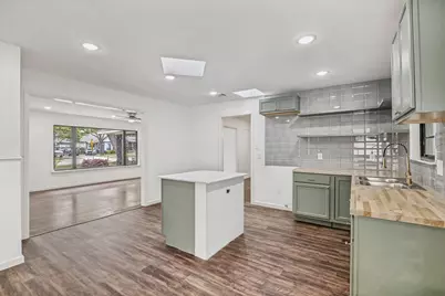 1018 W Avenue F, Garland, TX 75040 - Photo 11