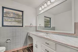 1018 W Avenue F, Garland, TX 75040 - Photo 15