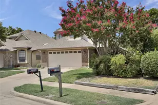 2209 Walnut Grove Ln, Garland, TX 75044 - Photo 3