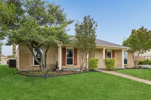 4548 Newcombe Dr, Plano, TX 75093 - Photo 3
