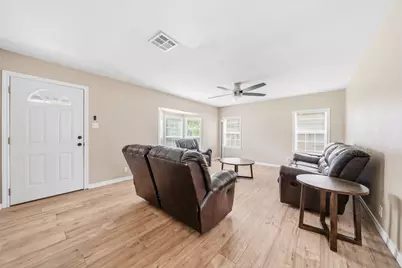 713 E Franklin Street, Hillsboro, TX 76645 - Photo 3