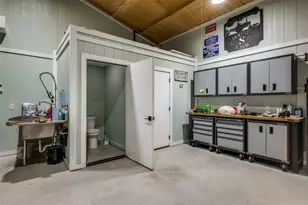 250 Belcher Rd, Bowie, TX 76230 - Photo 31