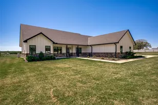 250 Belcher Rd, Bowie, TX 76230 - Photo 3