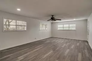 411 N 5th Ave, Munday, TX 76371 - Photo 7