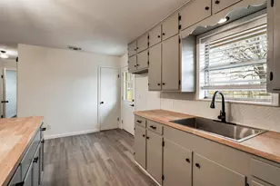 411 N 5th Ave, Munday, TX 76371 - Photo 13