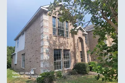 417 Silver Creek Drive, DeSoto, TX 75115 - Photo 5