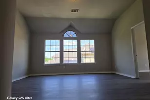 417 Silver Creek Dr, DeSoto, TX 75115 - Photo 5