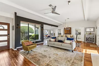 1207 Middlebrook Place, Dallas, TX 75208 - Photo 9