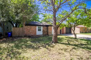 12308 Queen Dr, Balch Springs, TX 75180 - Photo 3