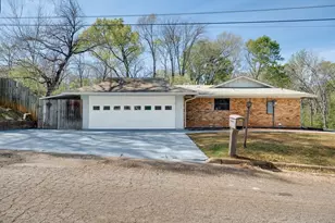1112 Swanson Dr, Palestine, TX 75801 - Photo 33